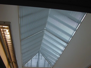 venetian blinds ceiling